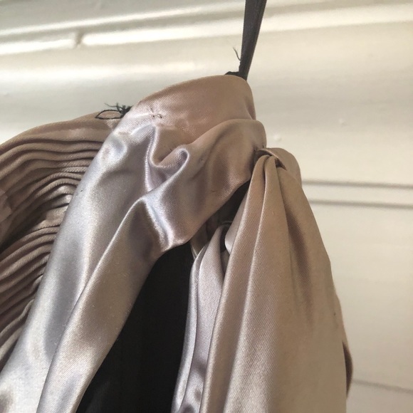 1940’s / 1950’s silk and taffeta gown with bow - Picture 6 of 6